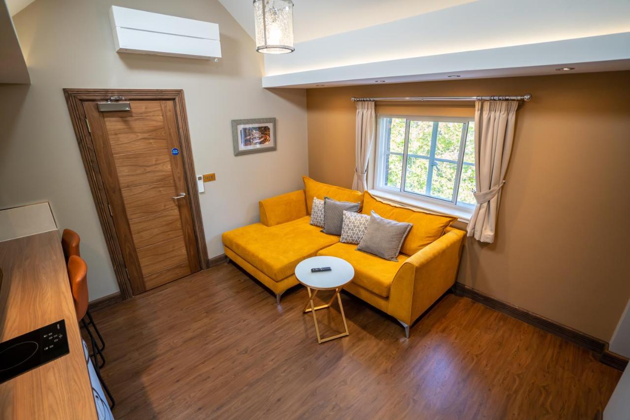Bond Street Apartments Wolverhampton Bagian luar foto