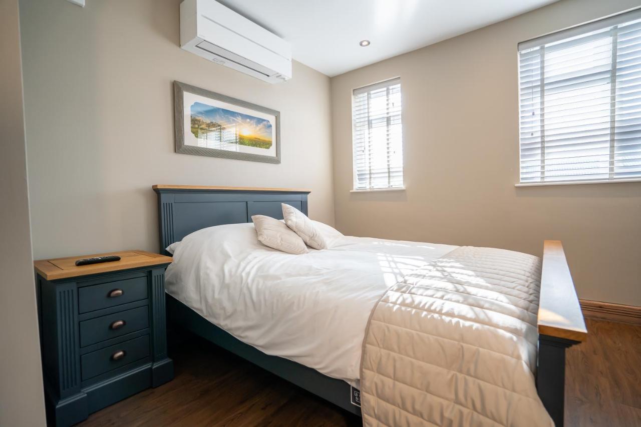 Bond Street Apartments Wolverhampton Bagian luar foto