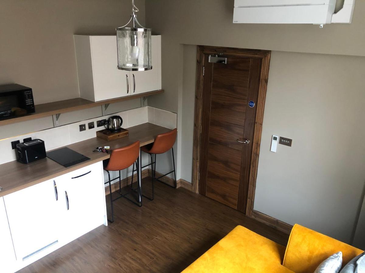 Bond Street Apartments Wolverhampton Bagian luar foto